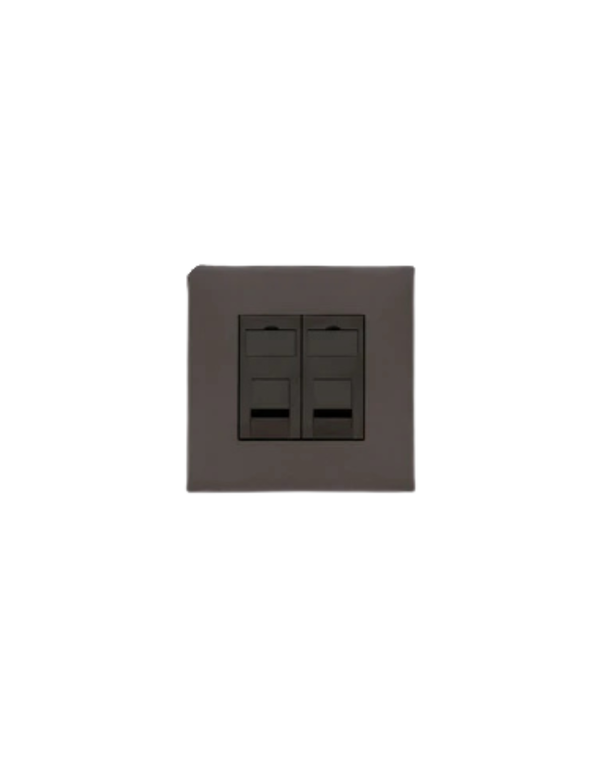 2 Gang Master Line Socket / Winchester — in situ