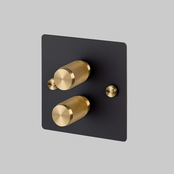 2G Dimmer / 120W / Black — in situ