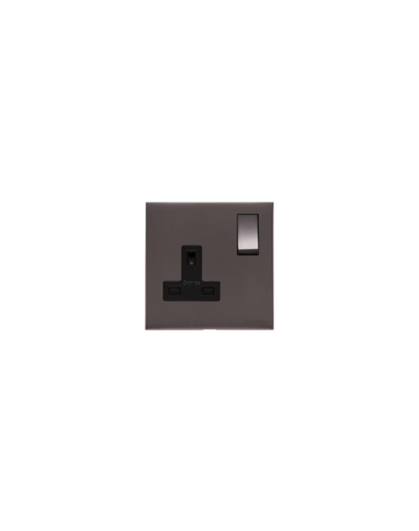 Single Socket (13Amp) / Winchester — in situ