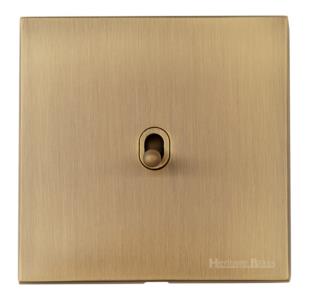 1 Gang Intermediate Stockholm Toggle / Winchester