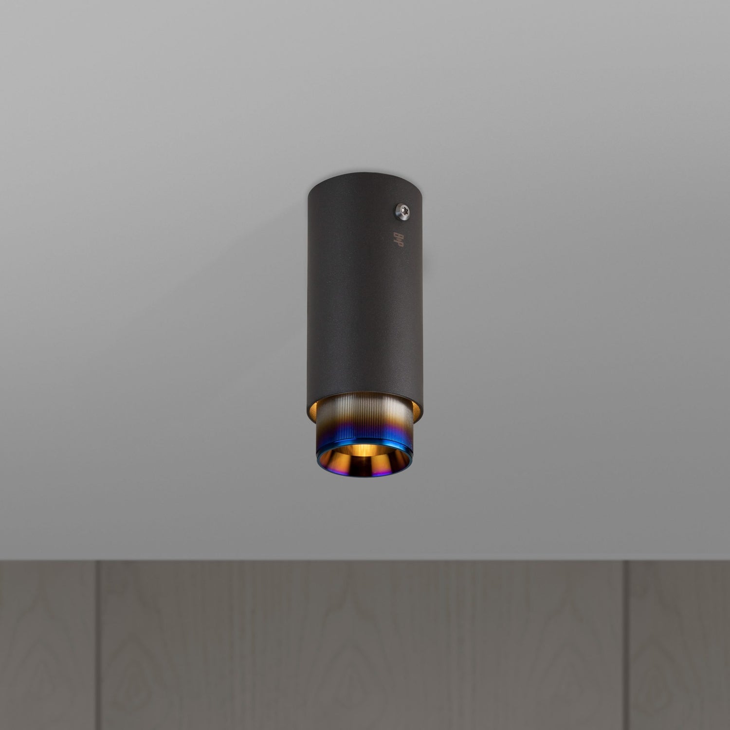 Exhaust Surface / Graphite