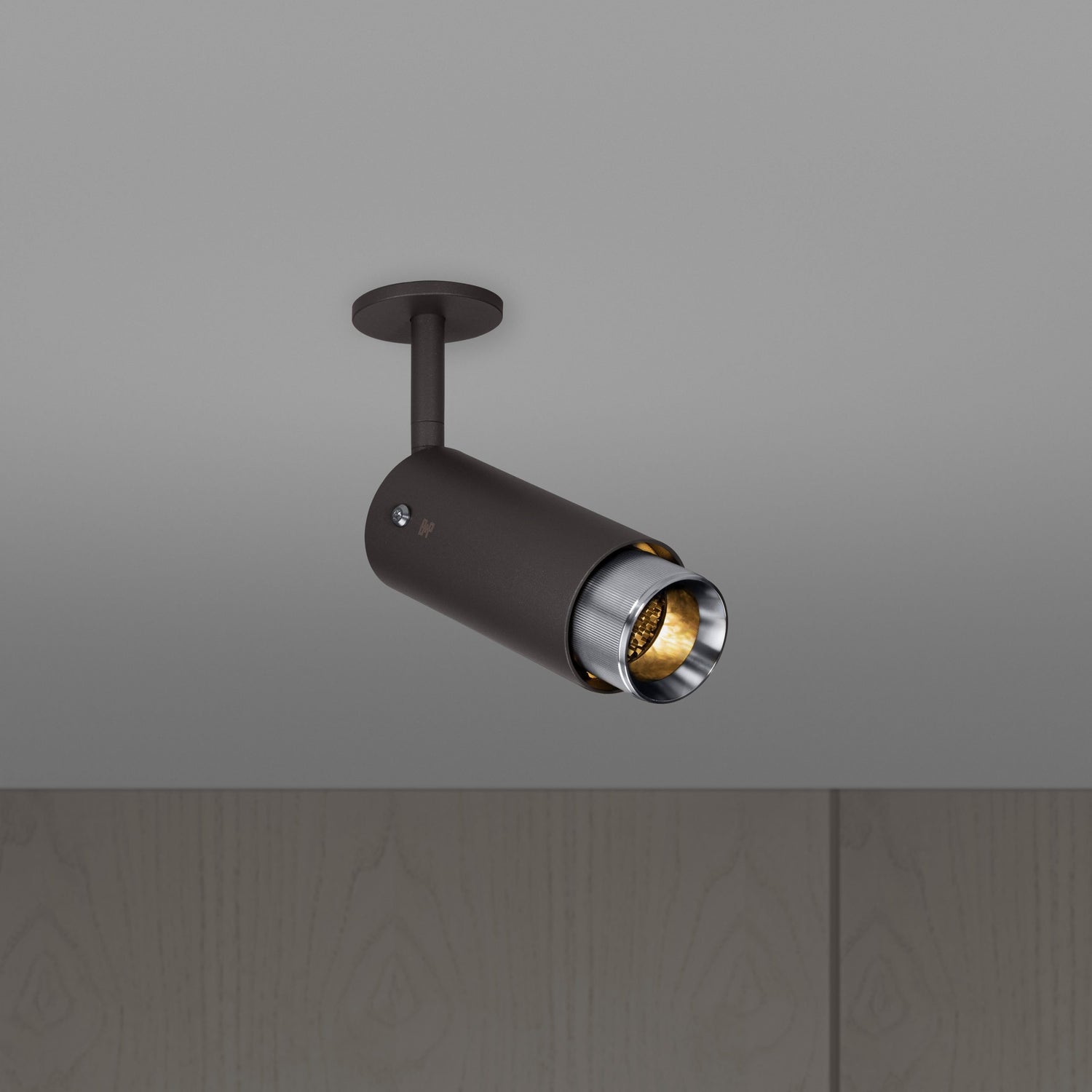 Exhaust Spot / Graphite 
