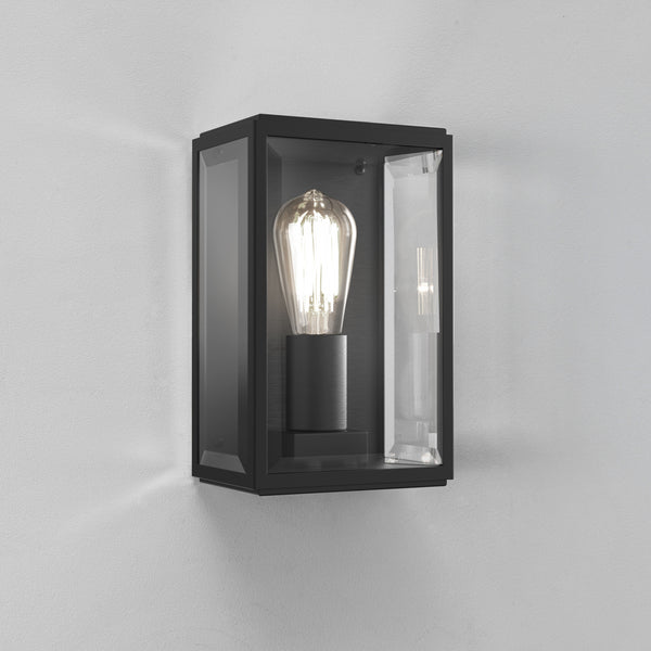 Homefield 160 — in situ